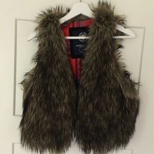 NWOT American Eagle Fur Vest